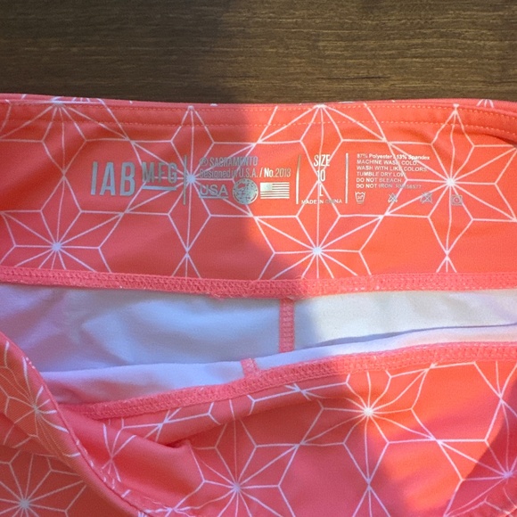 IAB No Ride Shorts - Picture 2 of 2